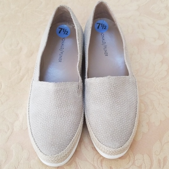 donald pliner espadrilles